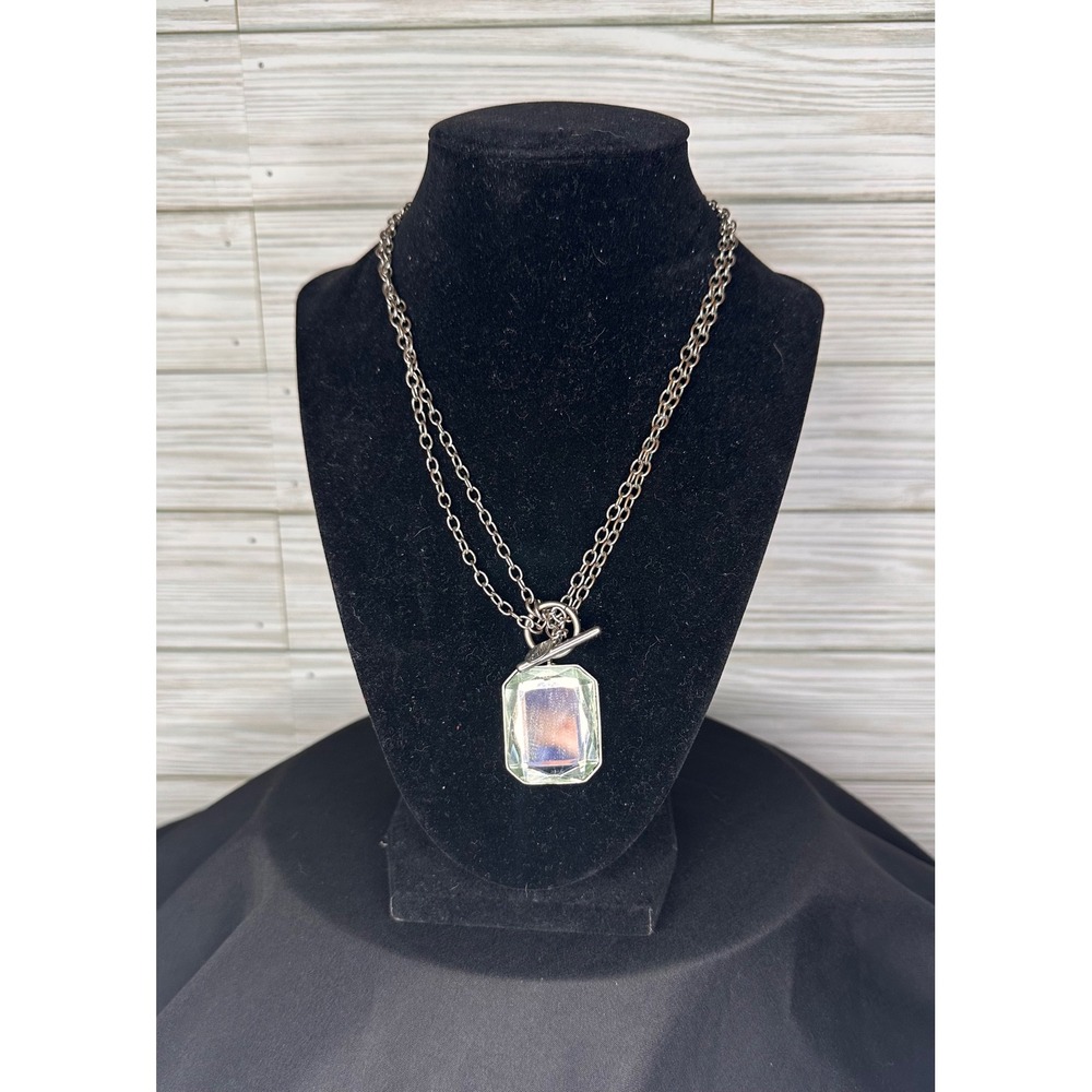 Cookie Lee Toggle Vintage Silvertone Iridescent Necklace Excellent Chunky Glass